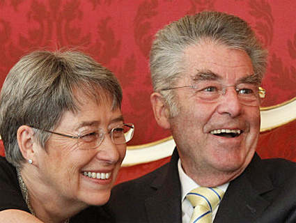 10.04.25 Heinz Fischer con la moglie Margit heinz20100425194952