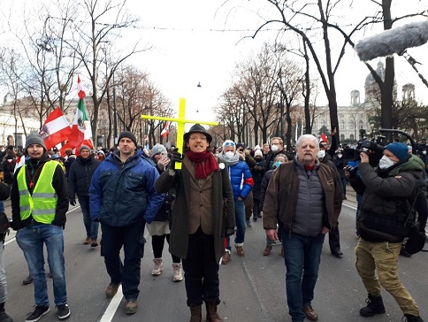 21.02.01 Manifestazione Covid Vienna, corteo religioso - Copia